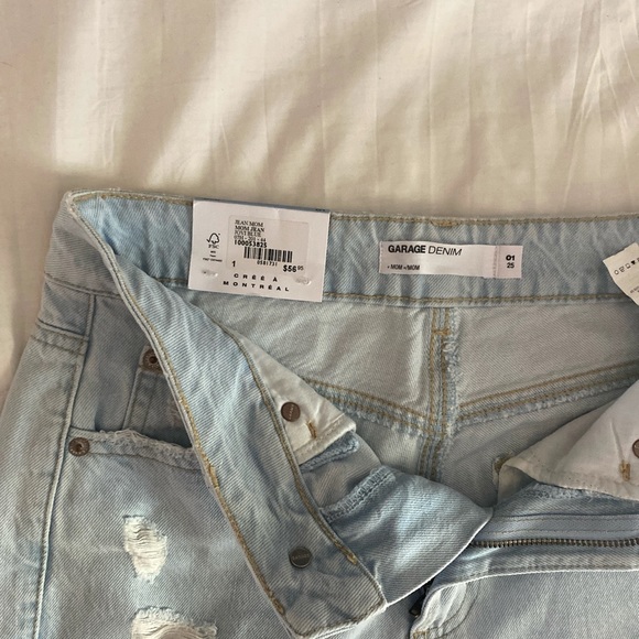 High waisted mom jeans 🦋✨ - Picture 3 of 4